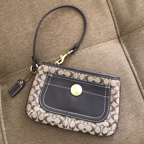 Coach Handbags - Coach Wristlet.